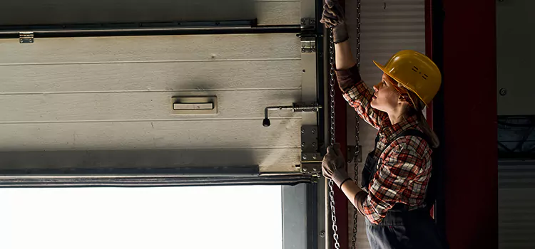 Addressing Common Garage Door Stoppage Issues in Blue Island, IL